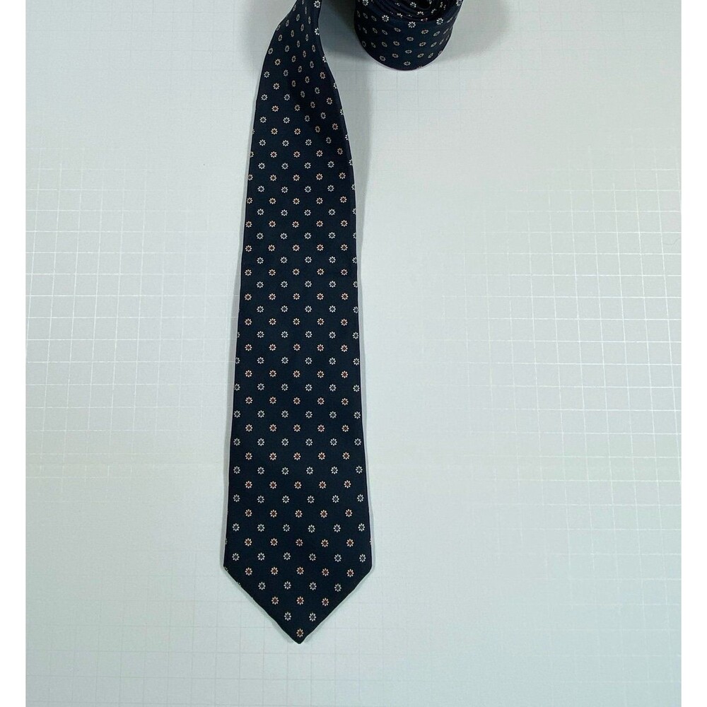 Vintage Brookstone Navy Silk Tie Floral Medallion Pattern Classic Mens Necktie